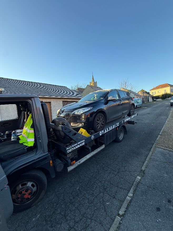 Dépannage auto Bourg-l'Évêque-La Touche-Moulin du Comte Rennes - PHENIX ASSISTANCE 24h/24