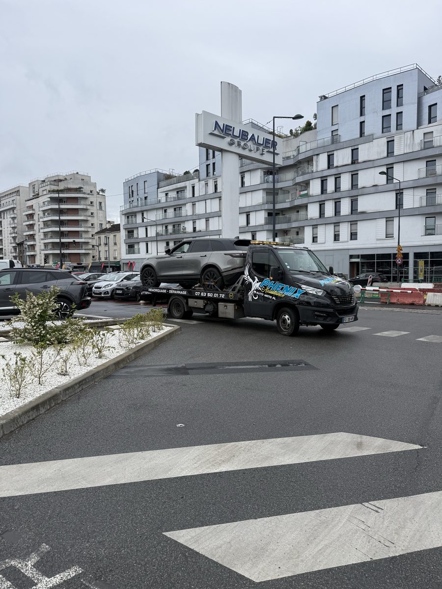 Remorquage utilitaire Peugeot Expert - PHENIX ASSISTANCE 24h/24